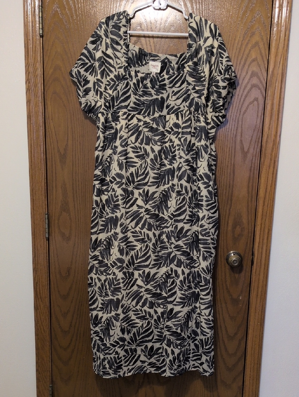 Hayden Black Leaf-Print Maxi Dress on Cream